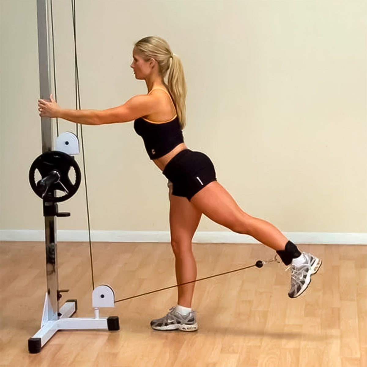 Acople de Patada para Polea Tobillo Valeo – Correa Acolchada con Anillos Doble Fijación