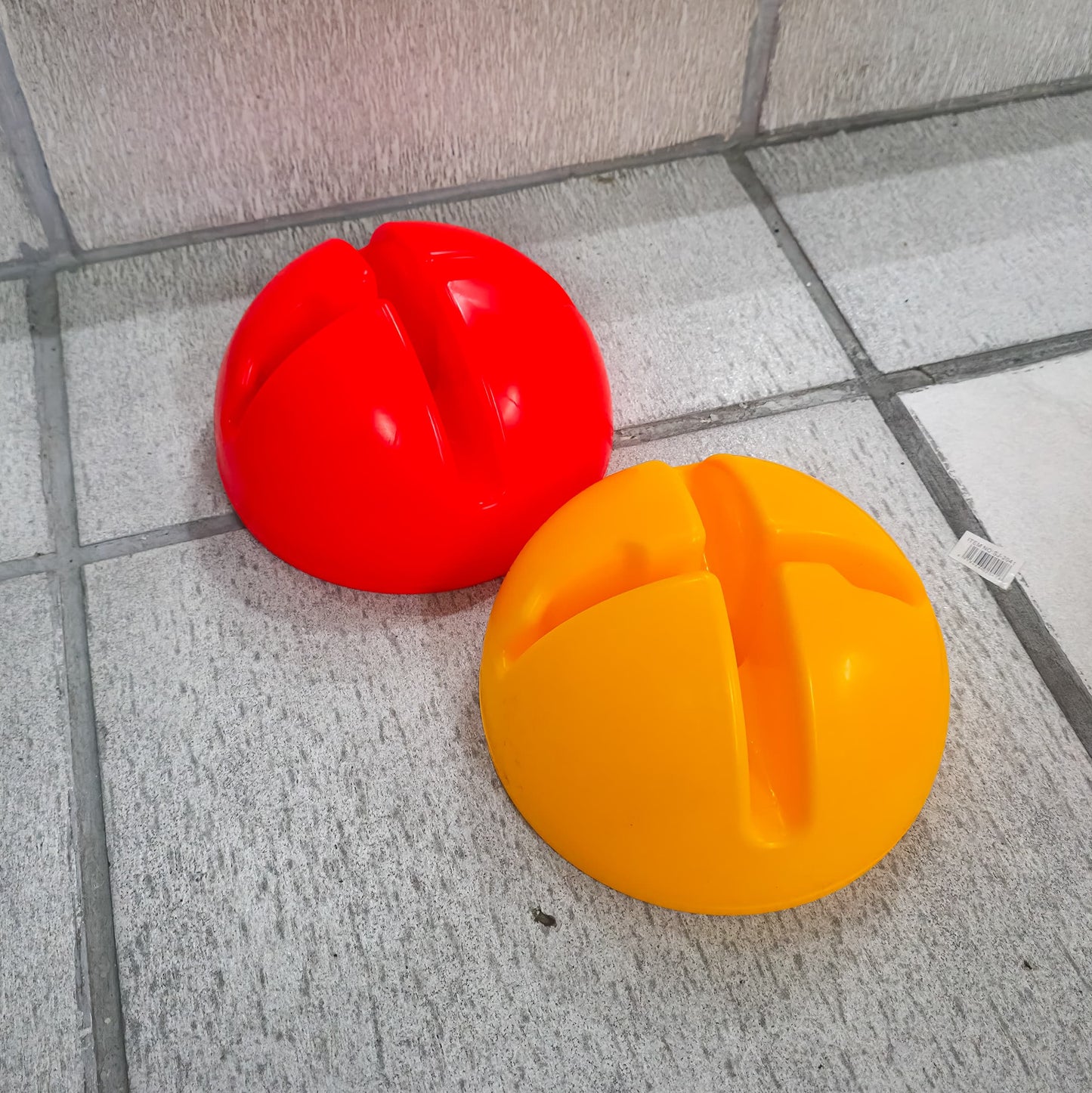 Base Plástica Ranurada Para Postes De Entrenamiento – Soporte Cruzado Estable Rellenable Para Circuitos Deportivos