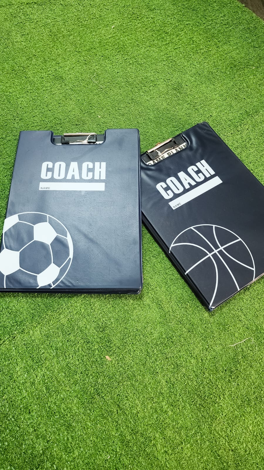 Carpeta Táctica Portapapeles Para Entrenadores – Diseño De Fútbol O Baloncesto Con Tablero, Planner Y Bolígrafo