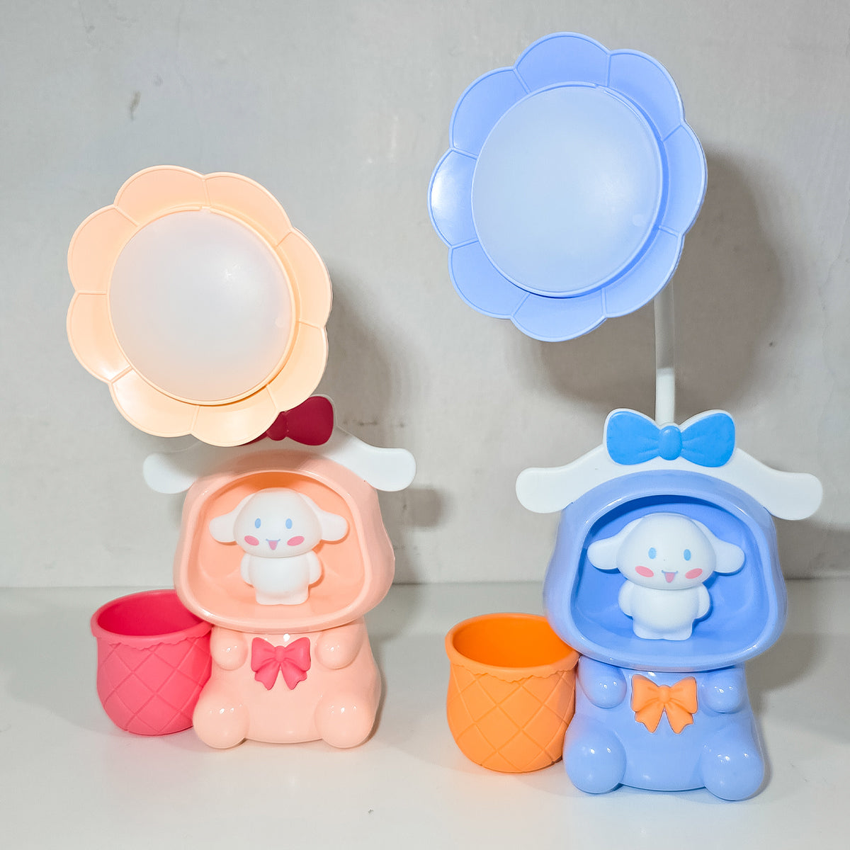 Lámpara Infantil Led Cinnamoroll Con Flor – Luz De Escritorio Recargable Con Portalápices Decorativo Kawaii
