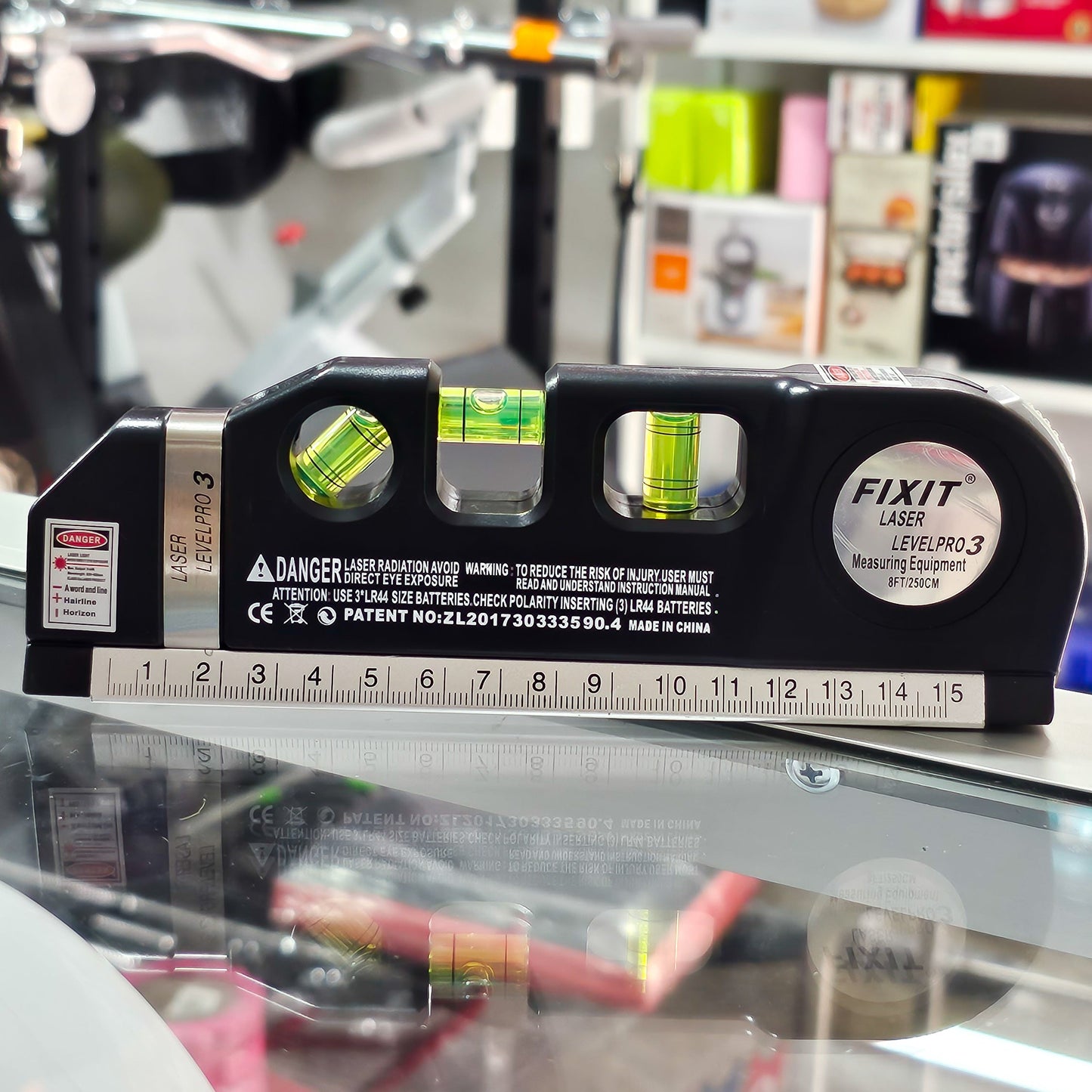 Nivel Láser Multifunción 4 En 1 – Con Flexómetro Regla Y Niveles De Burbuja Para Medición Precisa