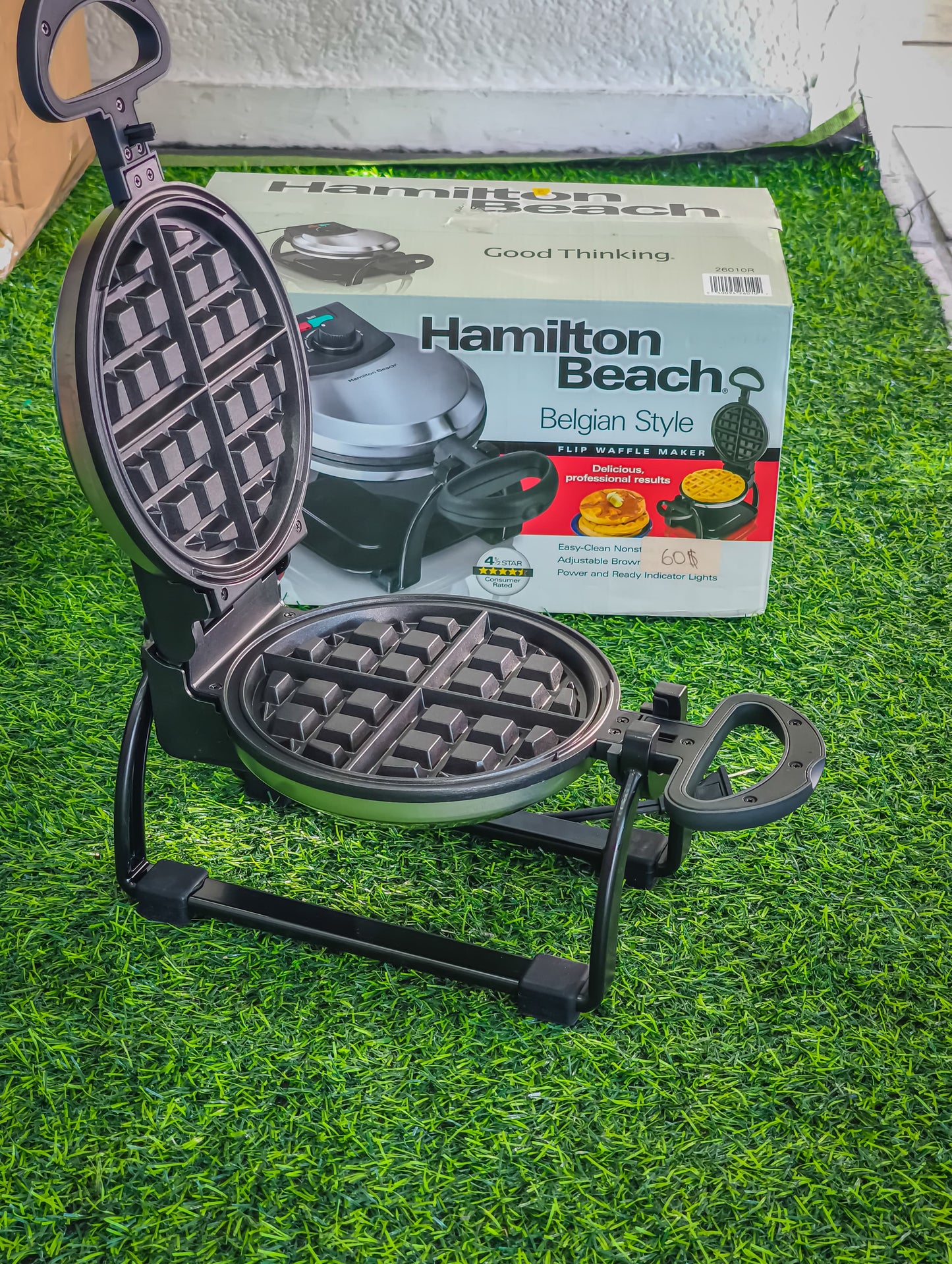 Waflera Belga Giratoria Hamilton Beach 26010 – Máquina De Acero Inoxidable