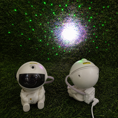 Proyector LED Galaxia Astronauta – Luz Nocturna Decorativa Con Control Remoto Y Stickers