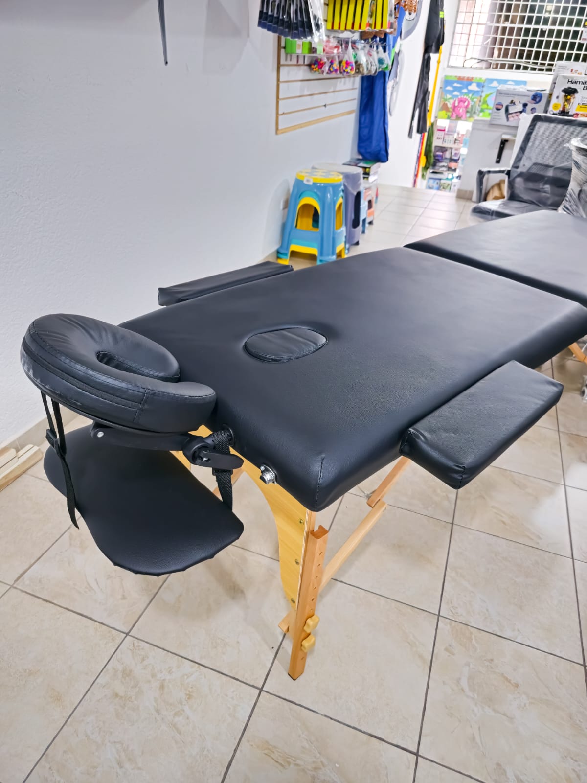 Camilla Portátil Plegable 2 Secciones Con Altura Regulable Y Reposacabezas – Colchón De Cuerina