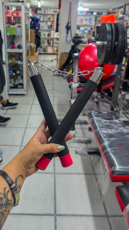 Chacos de Entrenamiento con Espuma y Cadena para Artes Marciales