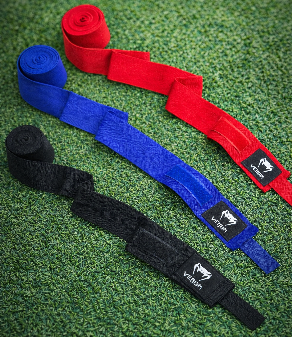 Combo Arena Completa — Saco Venum 150cm + Soporte + Guantes 14oz + Espinilleras + Vendas + Bucal + Cuerda