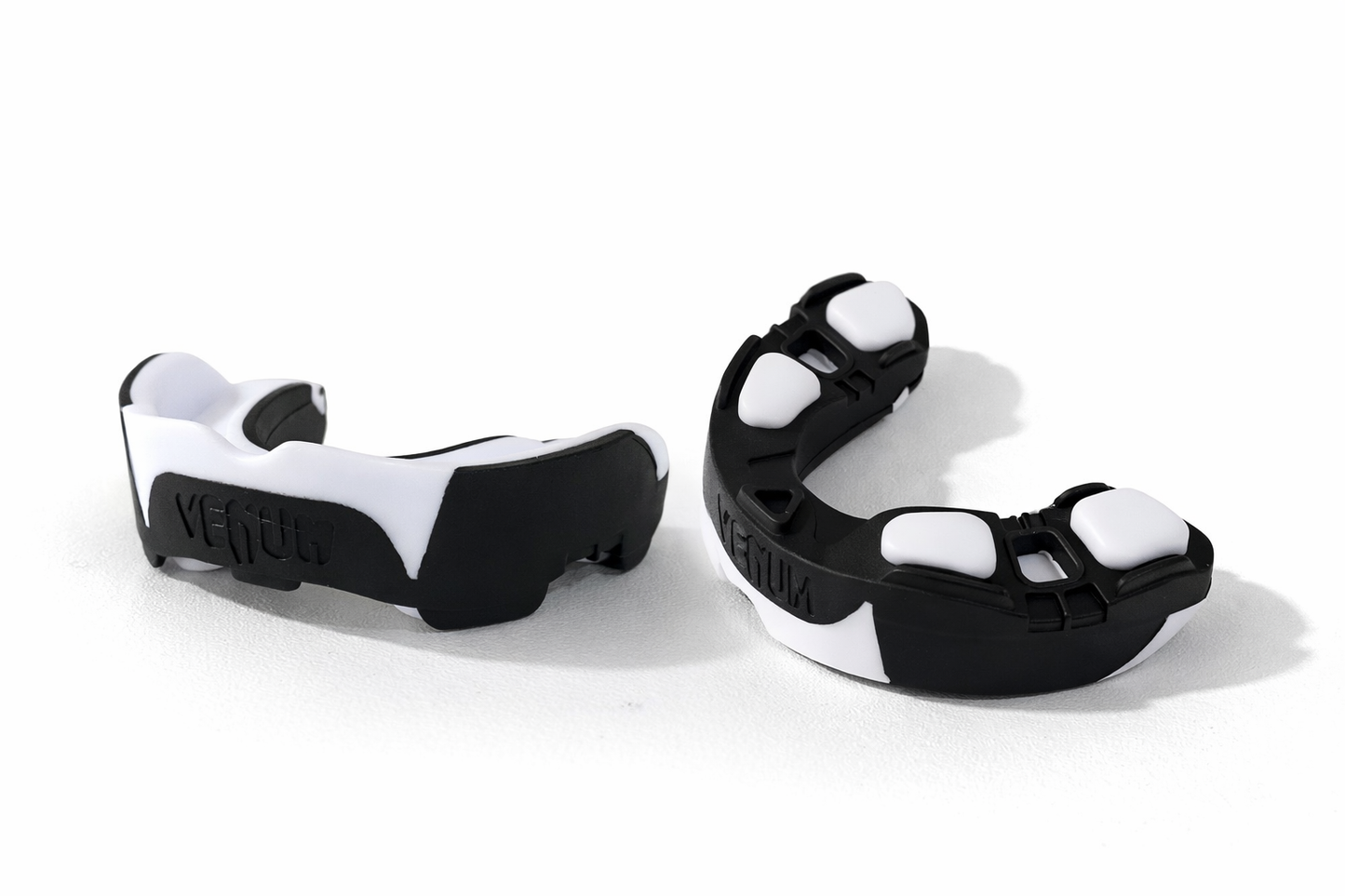 Protector Bucal Venum Predator — Protección Profesional para Box, MMA y Artes Marciales | Incluye Estuche