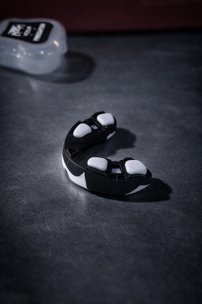 Protector Bucal Venum Predator — Protección Profesional para Box, MMA y Artes Marciales | Incluye Estuche