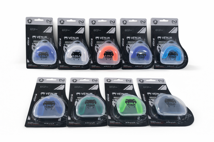 Protector Bucal Venum Challenger Moldeable Con Estuche – Comodidad Y Protección Para Entrenamiento
