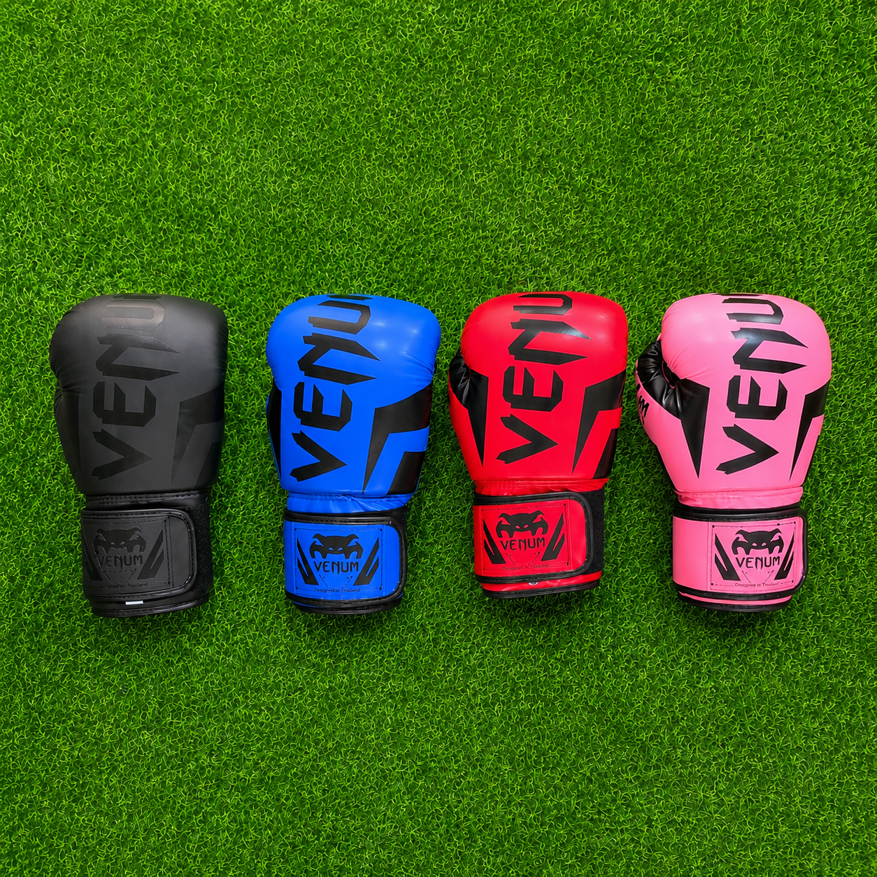 Guantes Venum para Boxeo Funda Negra y Cierre de Velcro Ajustable