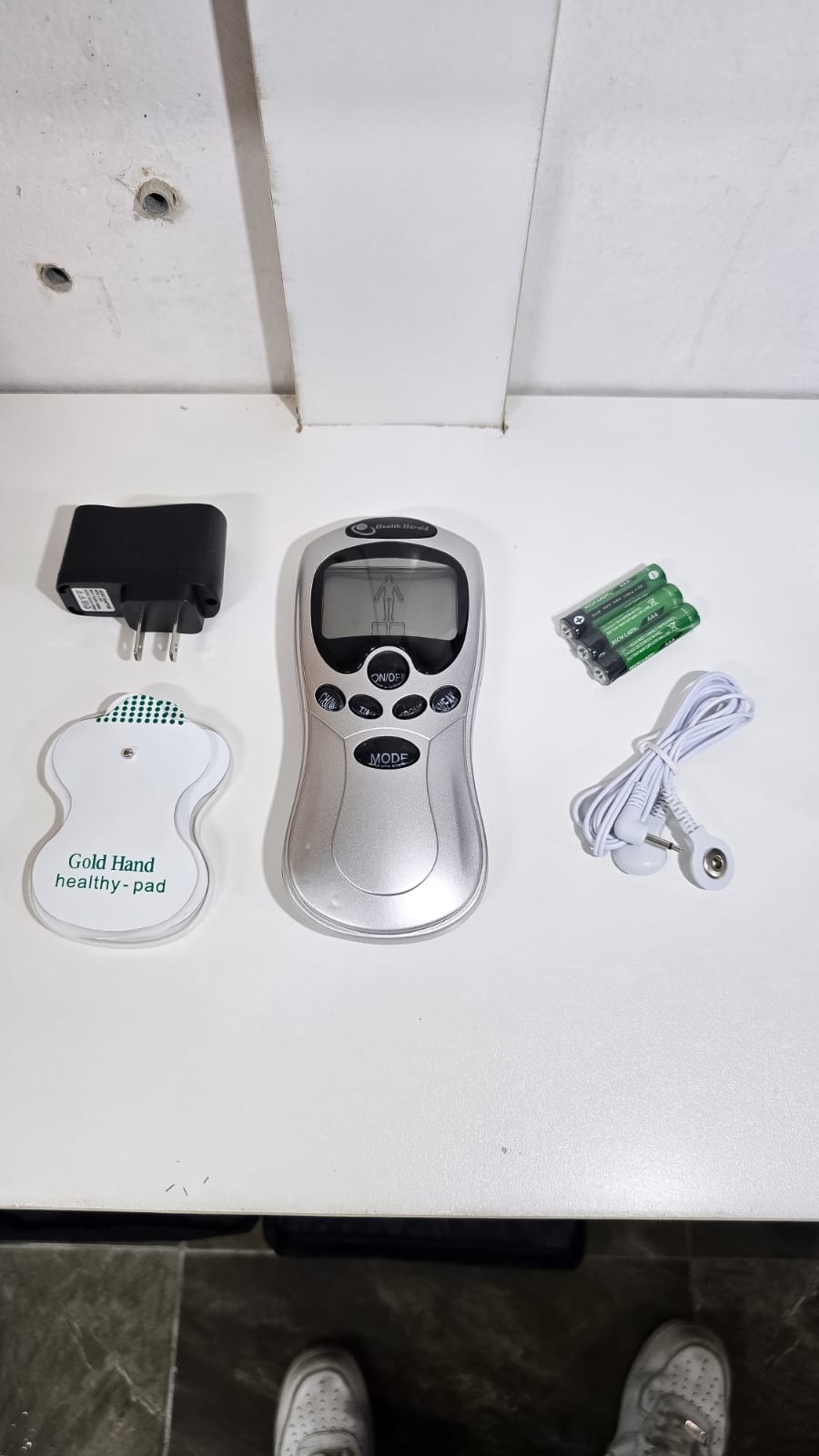 Electroestimulador Digital Portátil 2 Electrodos – Masajeador Con Pantalla LCD Y 8 Modos