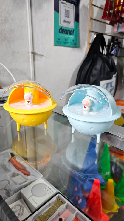 Humidificador Kawaii Astronauta Luna Con Luz LED – Difusor De Aromaterapia Con Apagado Automático Y Tanque Desmontable