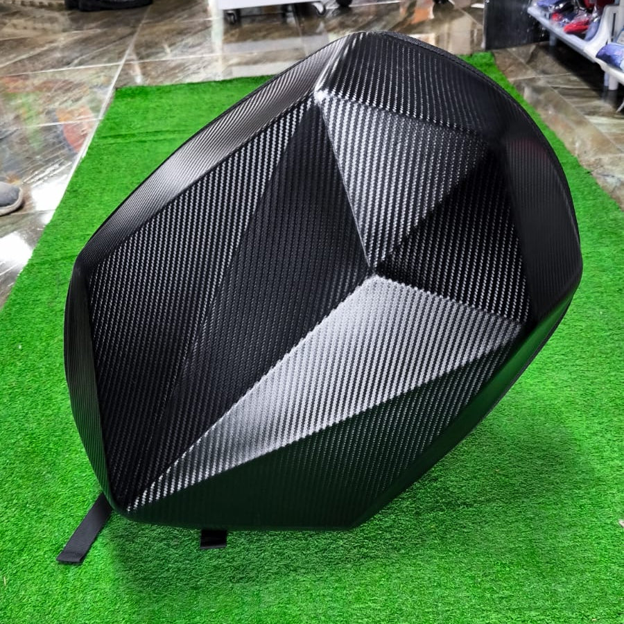 Mochila Laico Bear Para Moto De Fibra De Carbono – Rígida Expandible E Impermeable Para Laptop Y Ciudad
