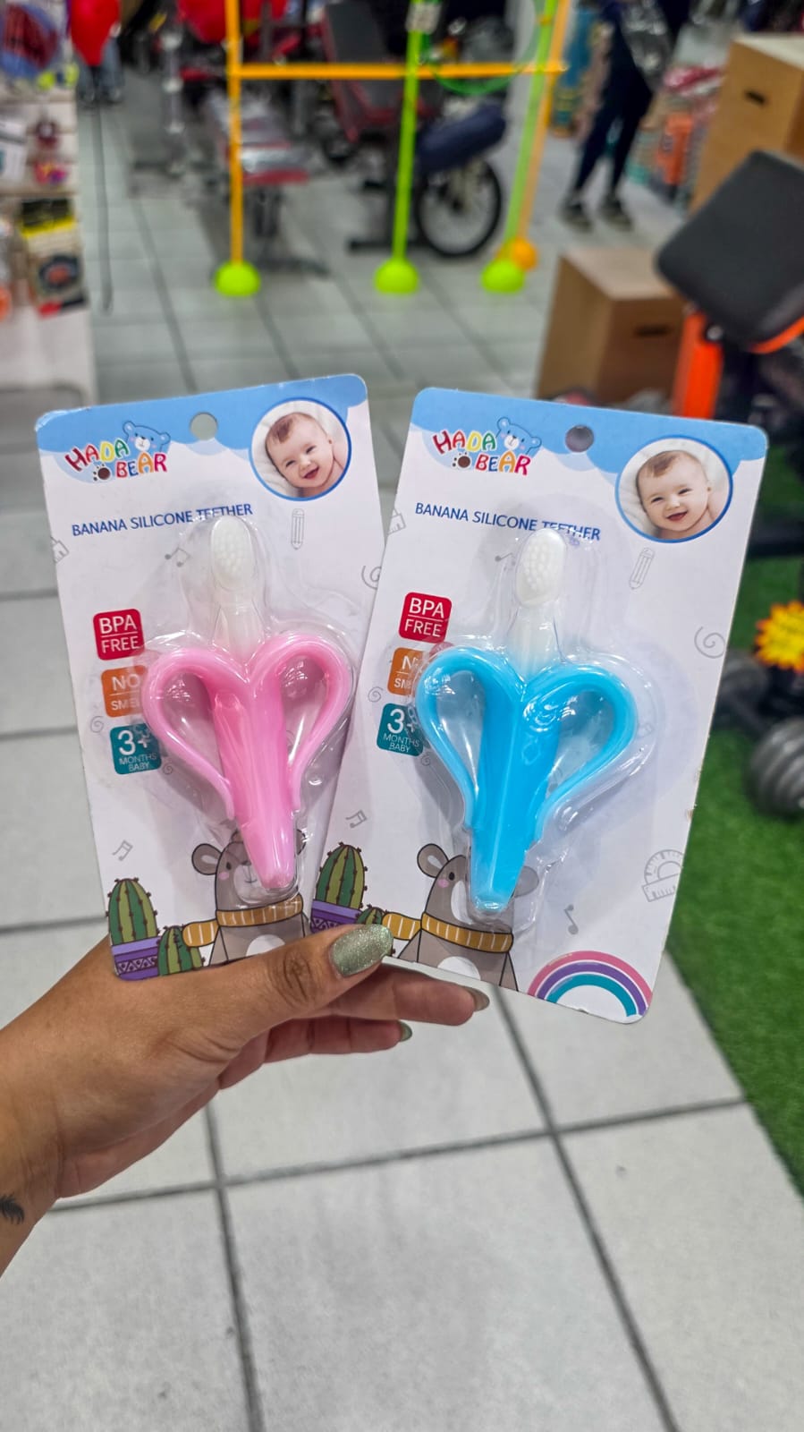 Mordedor De Silicona Banana Con Cepillo Para Bebé – Alivio De Encías Y Limpieza Suave 2 En 1