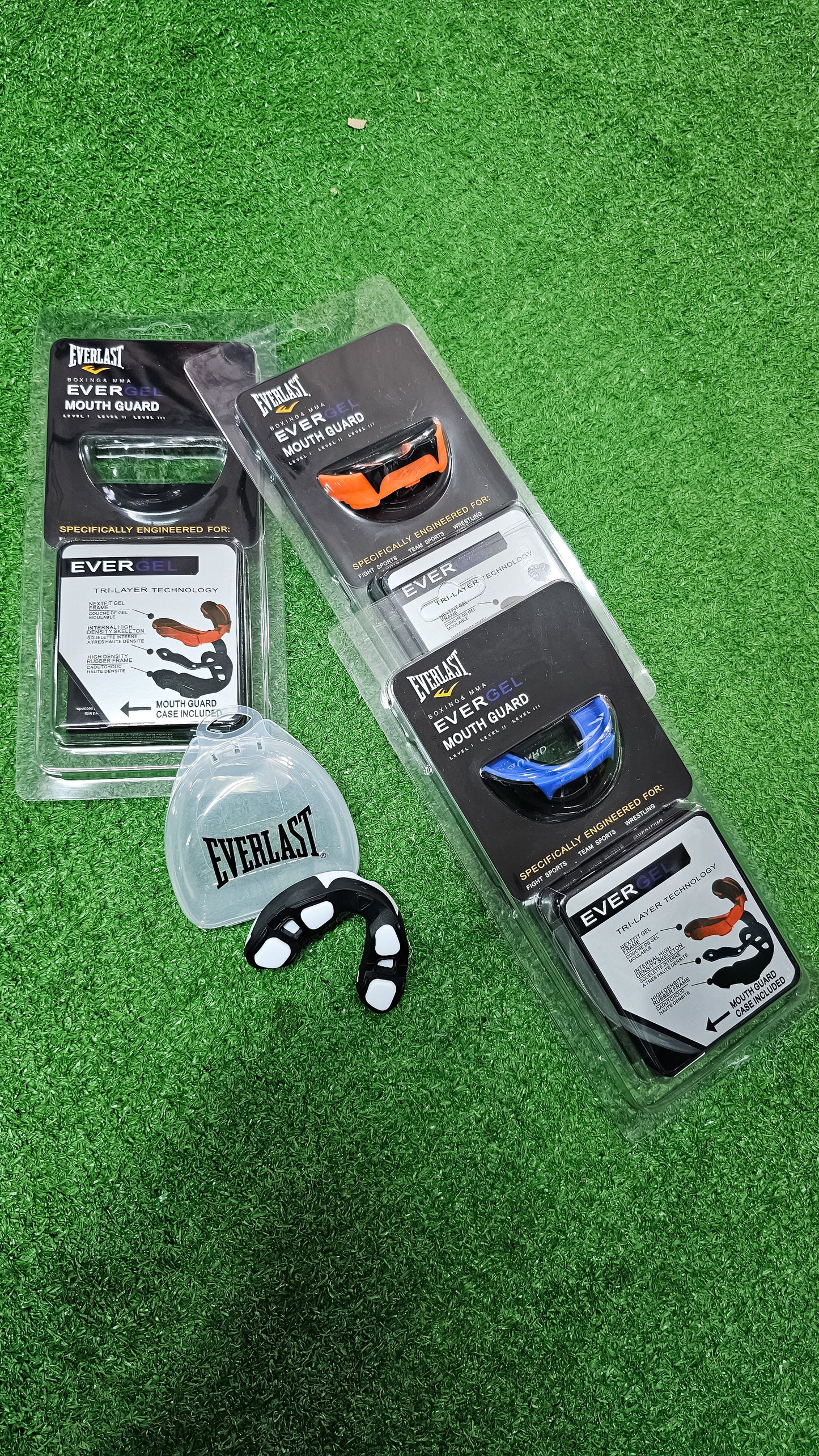 Protector Bucal Everlast Predator – Alta Protección Con Gel Ajustable Para Boxeo MMA Artes Marciales Kick Boxing