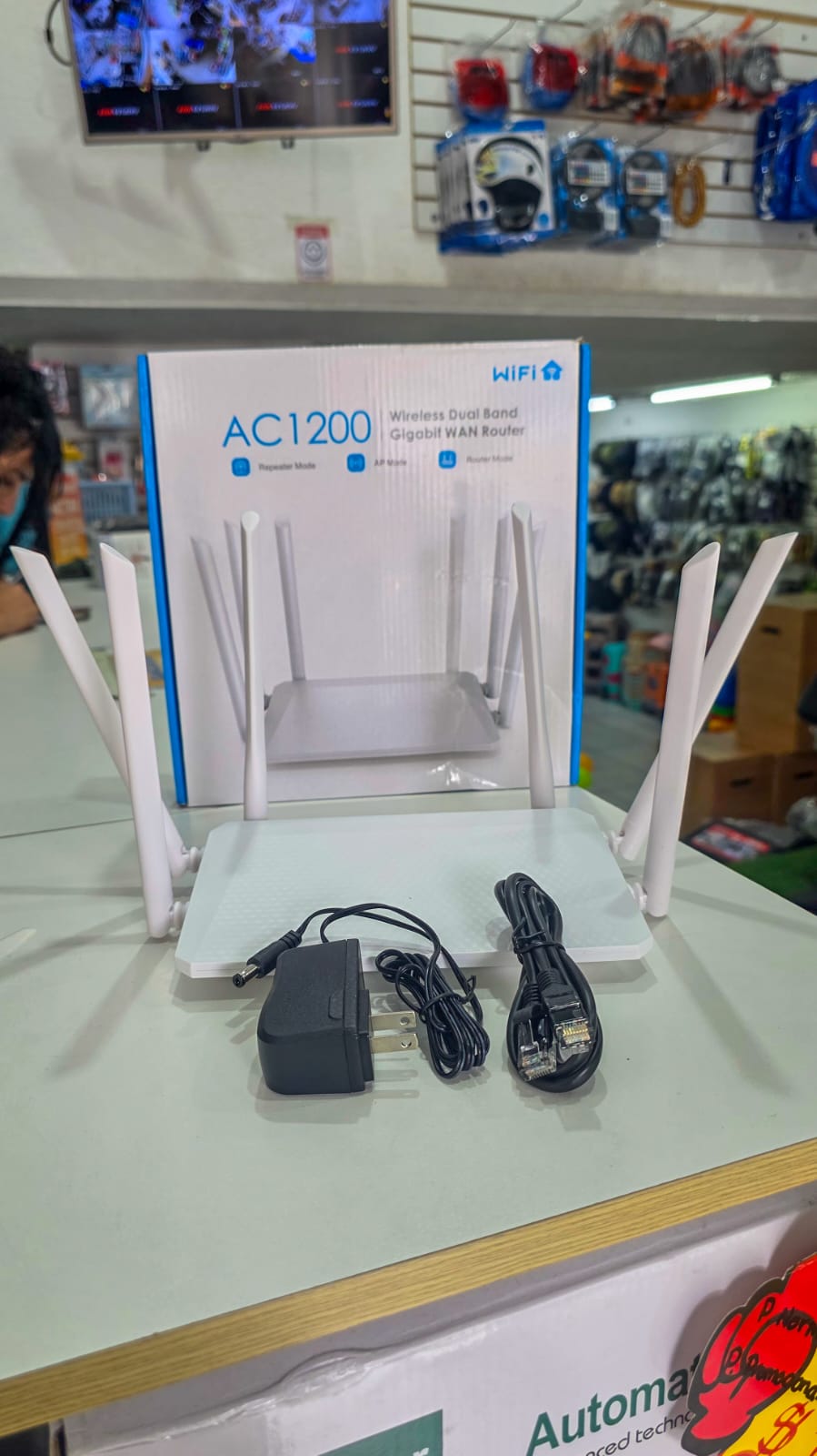 Repetidor Wifi Router 6 Antenas Doble Banda 2.4G Y 5G – Amplificador De Señal Con Alta Cobertura Para Hogar U Oficina