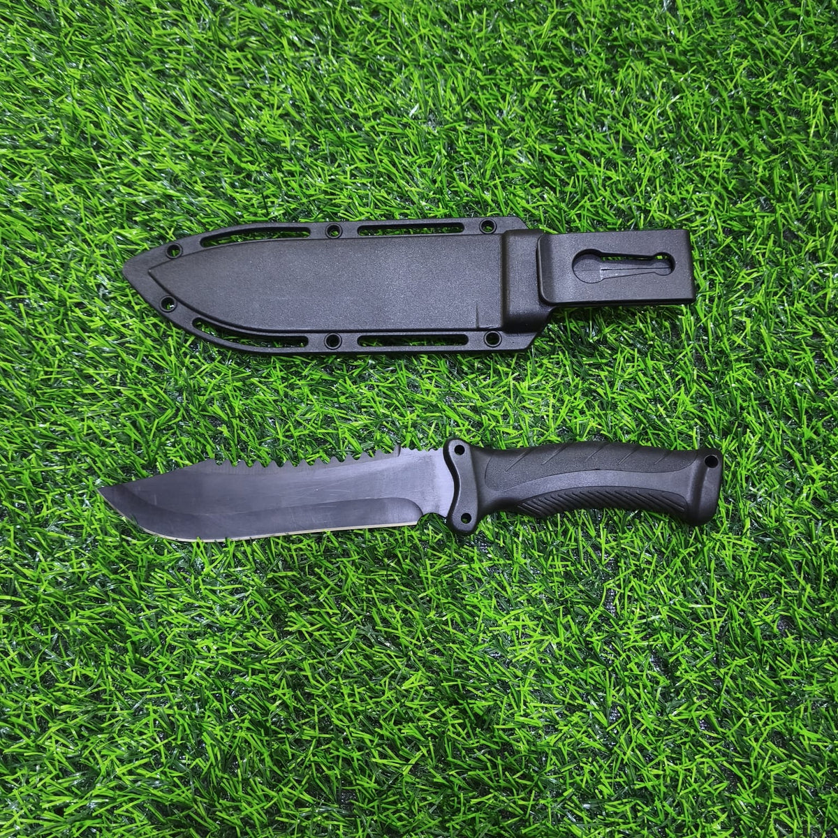 Cuchillo Táctico Militar Dentado Con Estuche Rígido – Hoja De Acero Inoxidable Para Supervivencia Y Campamentos