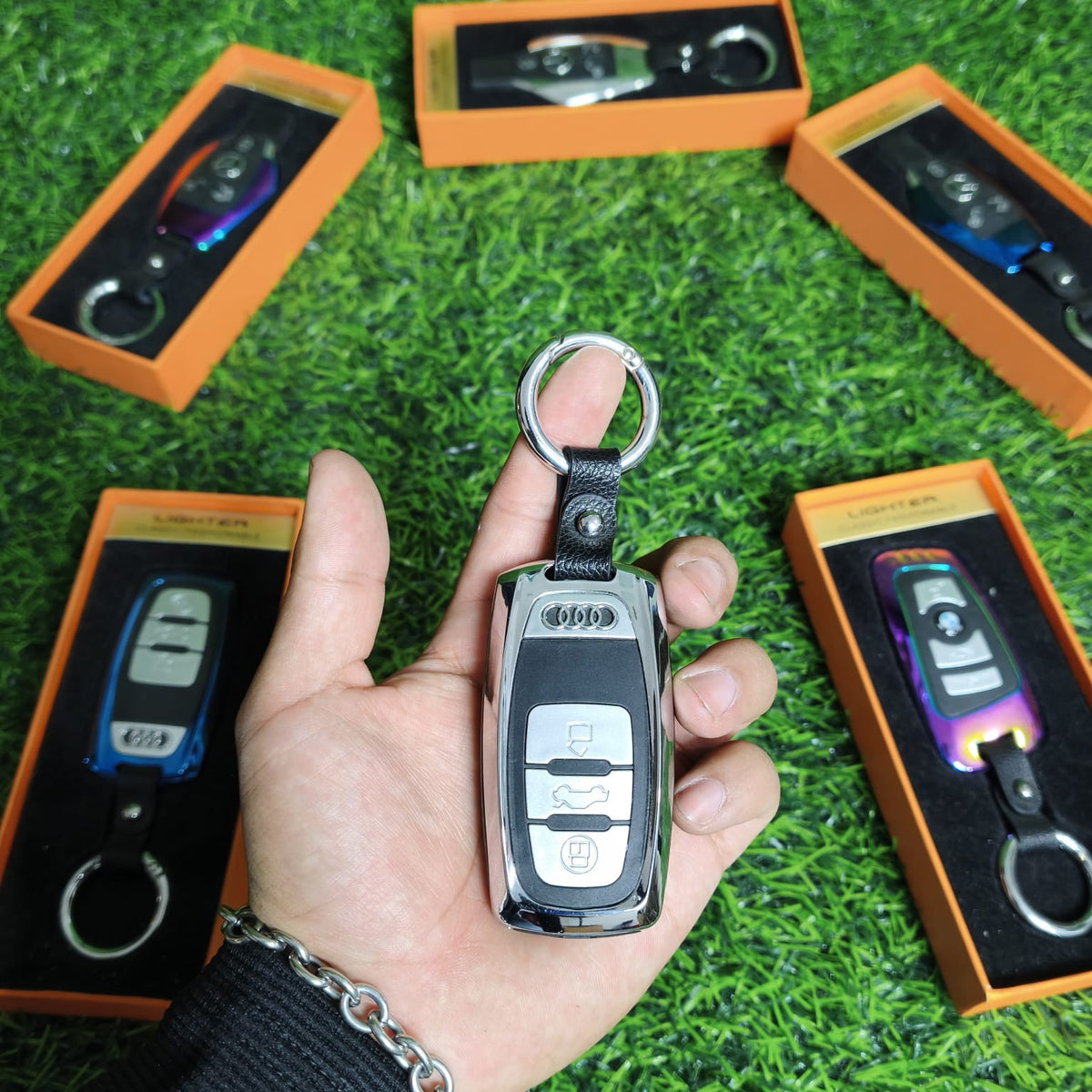 Llavero Encendedor Recargable Tipo Control Automotriz – Diseño Metálico Con Correa (Varios Modelos Automotrices)