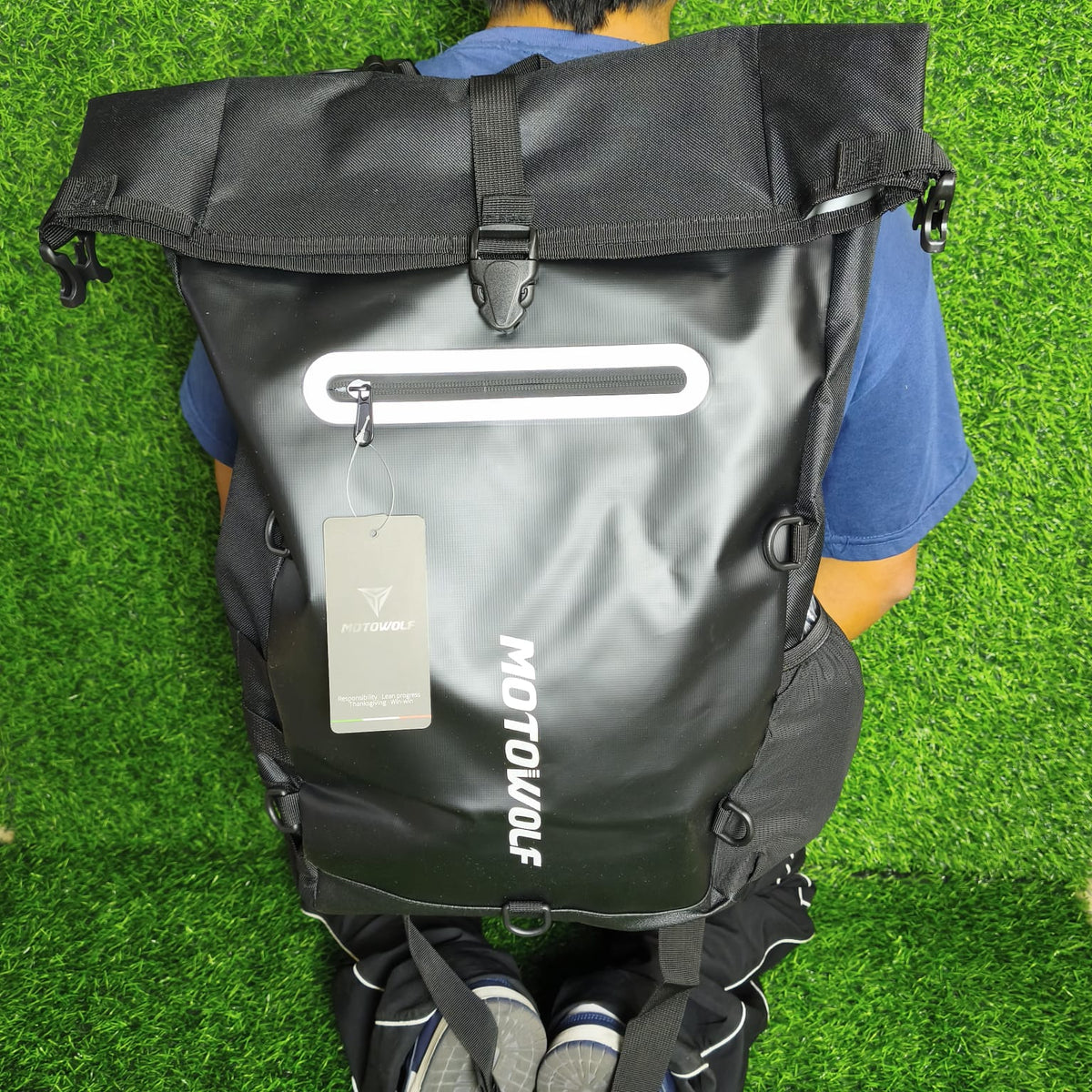 Mochila Motowolf Impermeable 29L – Con Compartimento Para Bolsa De Hidratación Y Red Porta Casco