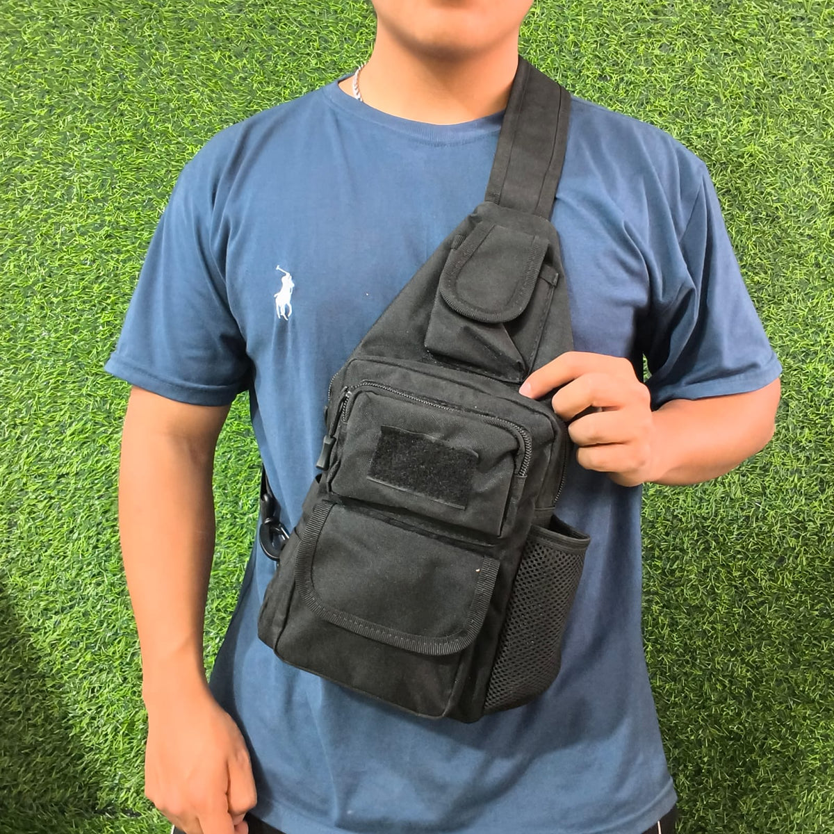 Mochila Pechera Táctica Deportiva Con Porta Botella – Bolso Cruzado Compacto Ambidiestro Multiuso