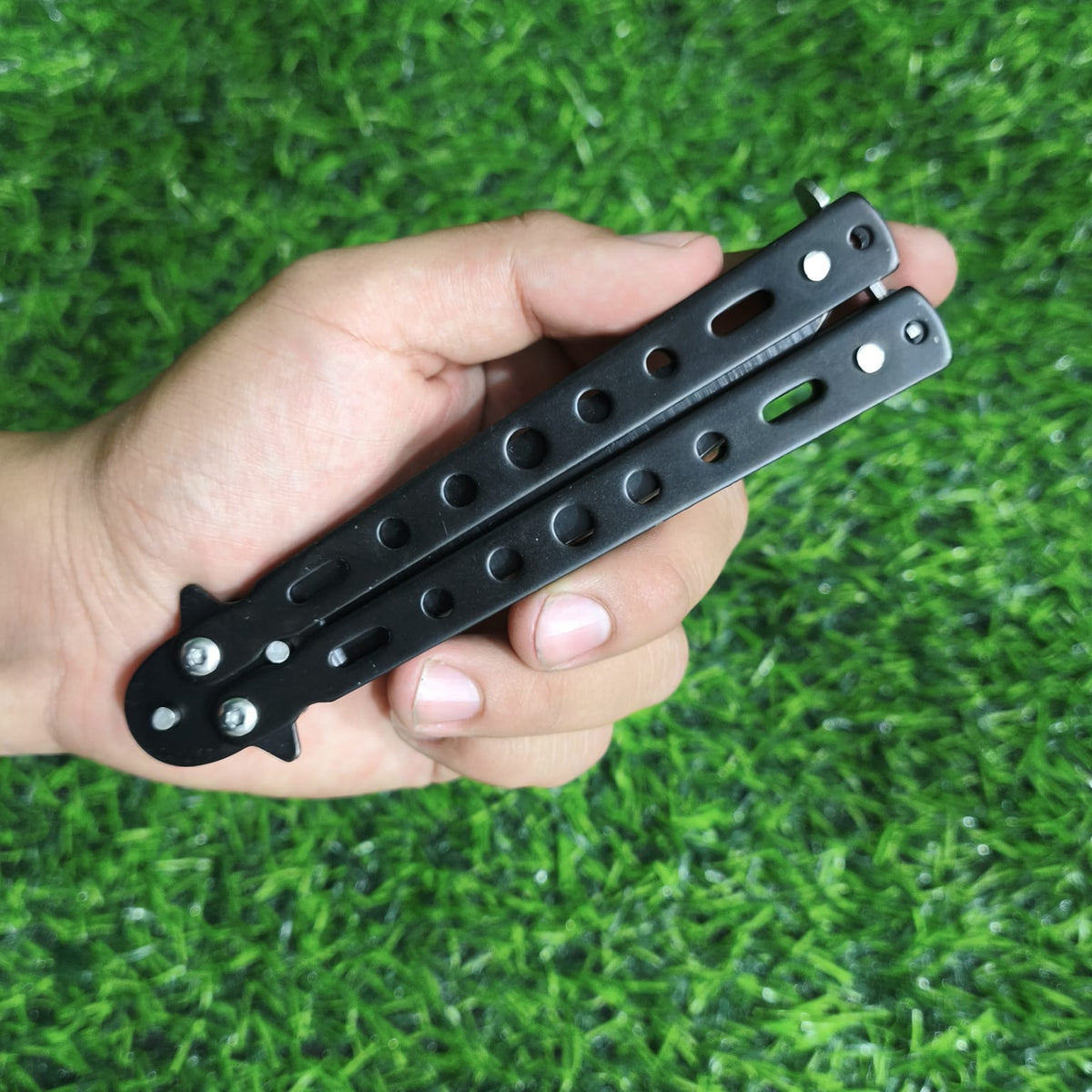 Navaja Mariposa Balisong De Acero – Plegable Con Seguro Para Trucos Y Colección