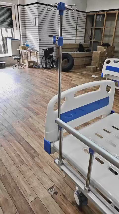 Cama Hospitalaria Eléctrica 4 Posiciones Con Barandales Y Porta Suero – Control Remoto Y Altura Regulable