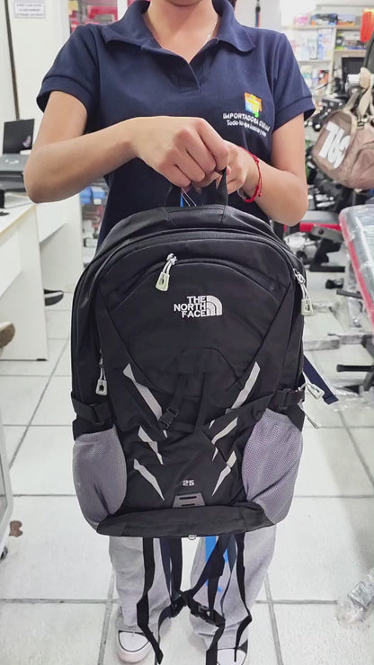 Mochila Deportiva The North Face 25L – Compacta, Resistente E Impermeable Para Ciudad, Deportes Y Senderismo