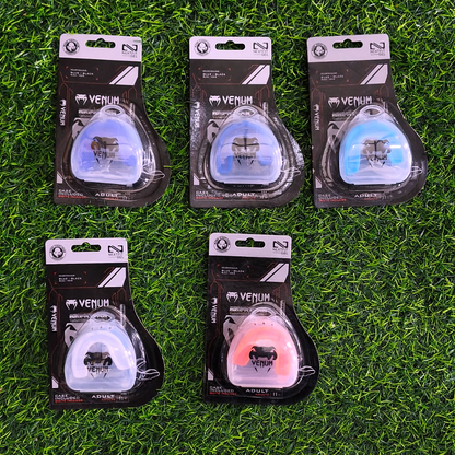 Protector Bucal Venum Challenger Moldeable Con Estuche – Comodidad Y Protección Para Entrenamiento
